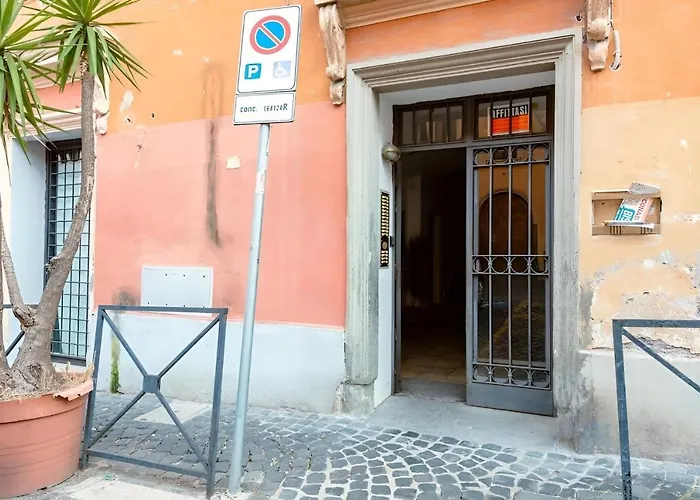 Giulia Apartment In Trastevere