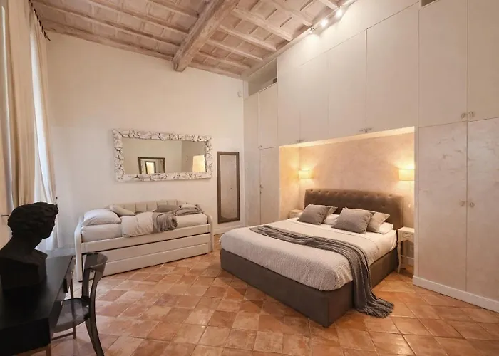 Luxury In Via Dei Cartari Spacious, Elegant, Central Rome